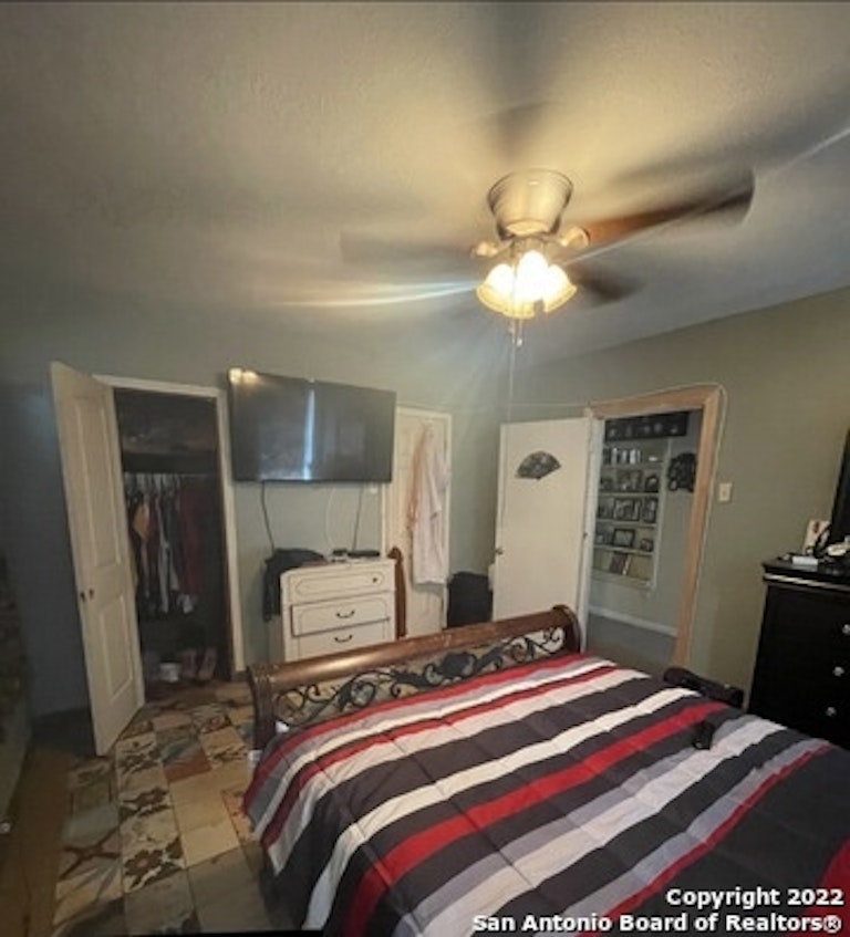 Photo 16 of 17 - 127 Benita St, San Antonio, TX 78210