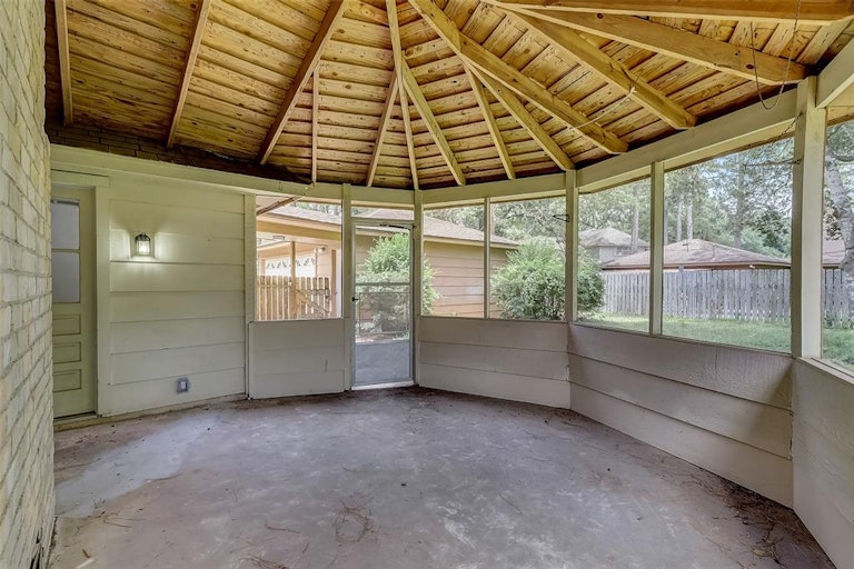 Photo 41 of 46 - 14002 Cedar Point Dr, Houston, TX 77070