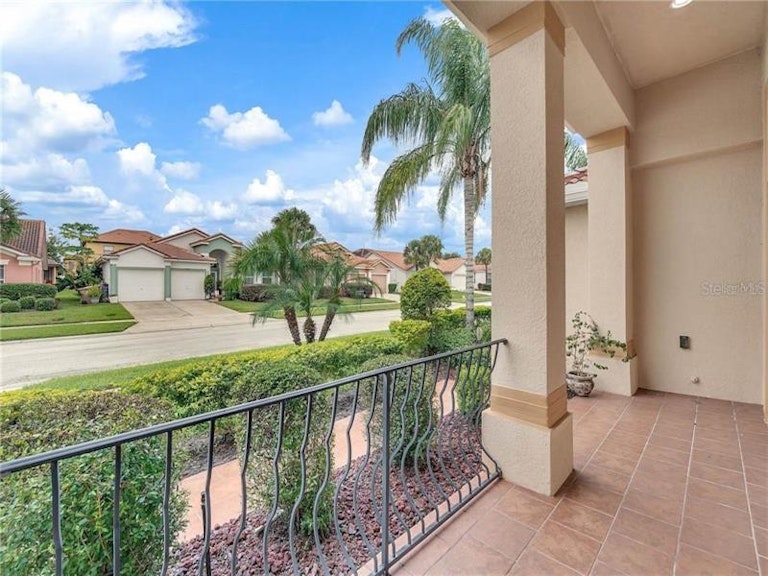 Photo 5 of 39 - 2975 Marbella Dr, Kissimmee, FL 34744
