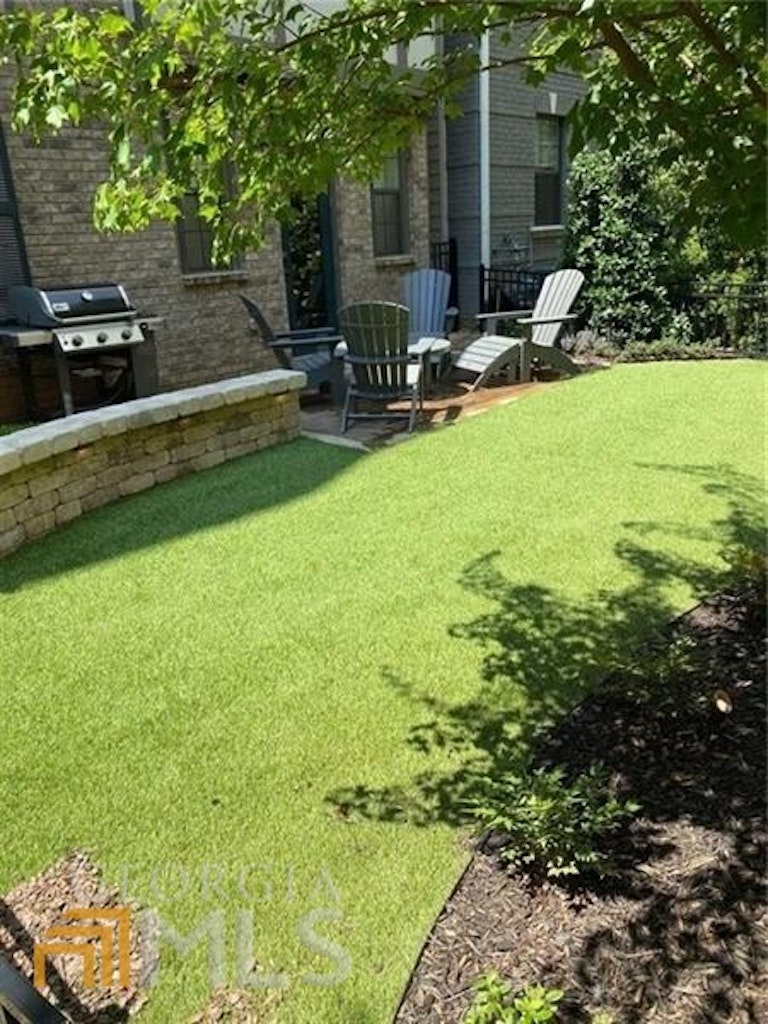 Photo 31 of 36 - 589 Broadview Pl NE, Atlanta, GA 30324