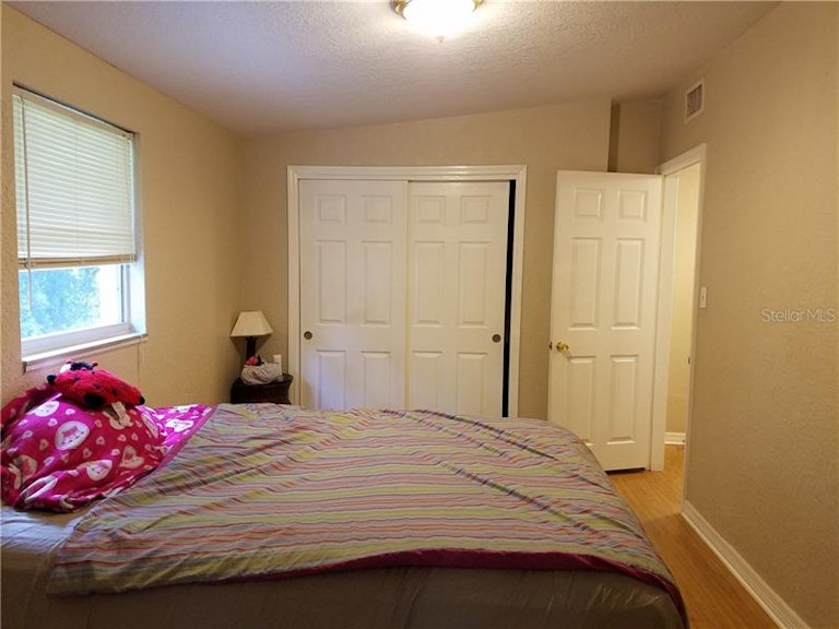 Photo 10 of 12 - 10207 N 21st St, Tampa, FL 33612