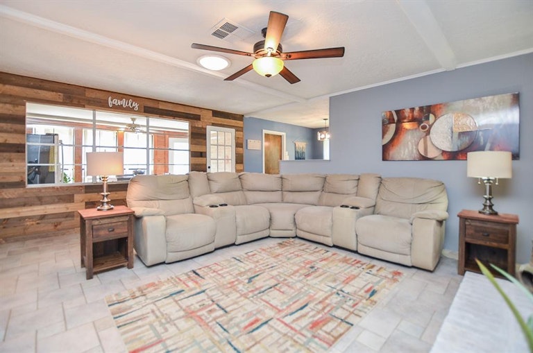 Photo 12 of 38 - 939 Hidden Canyon Rd, Katy, TX 77450