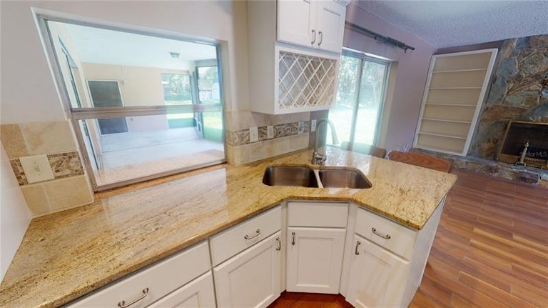 Photo 16 of 35 - 9118 Nile Dr, New Port Richey, FL 34655