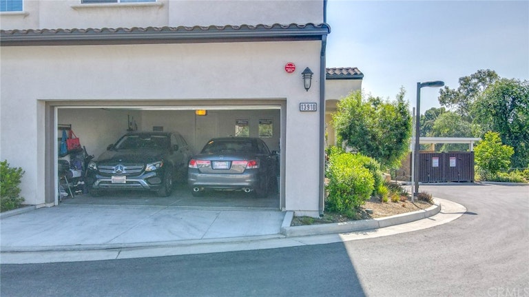 Photo 30 of 41 - 13910 Fairway Dr, Whittier, CA 90604