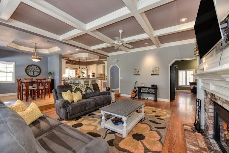 Photo 14 of 82 - 124 Woodsmoke Way, Folsom, CA 95630