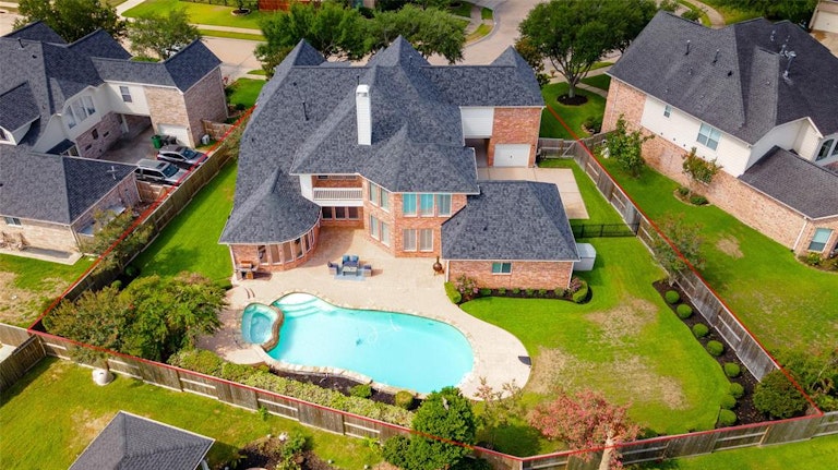 Photo 3 of 46 - 7006 Monarch Lake Ln, Katy, TX 77494