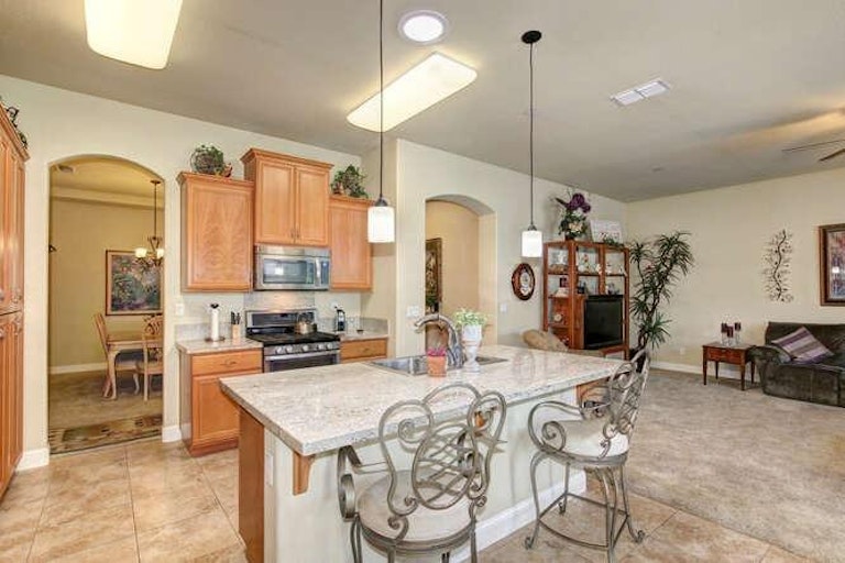 Photo 10 of 37 - 3469 Listan Way, Rancho Cordova, CA 95670