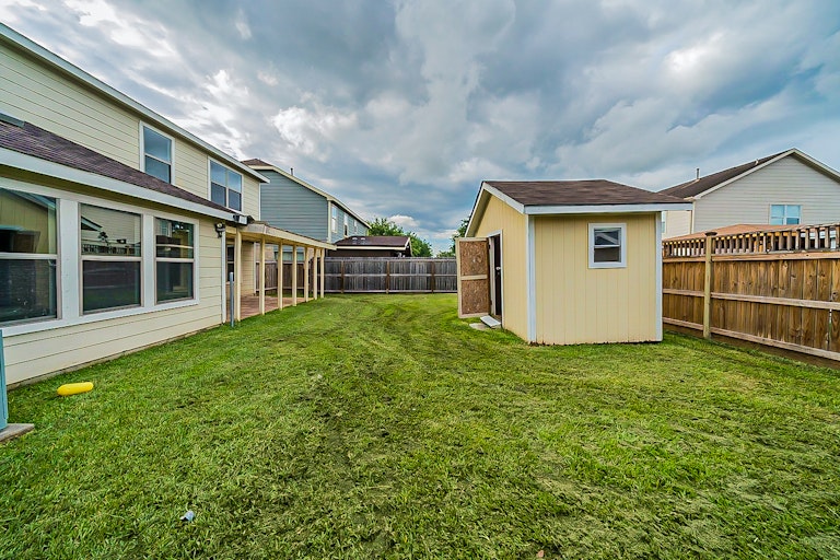 Photo 38 of 39 - 6926 Oleander Grove Way, Houston, TX 77049