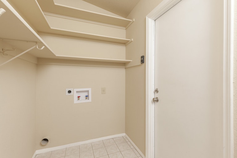 Photo 16 of 23 - 6833 S Alder Dr, Tempe, AZ 85283