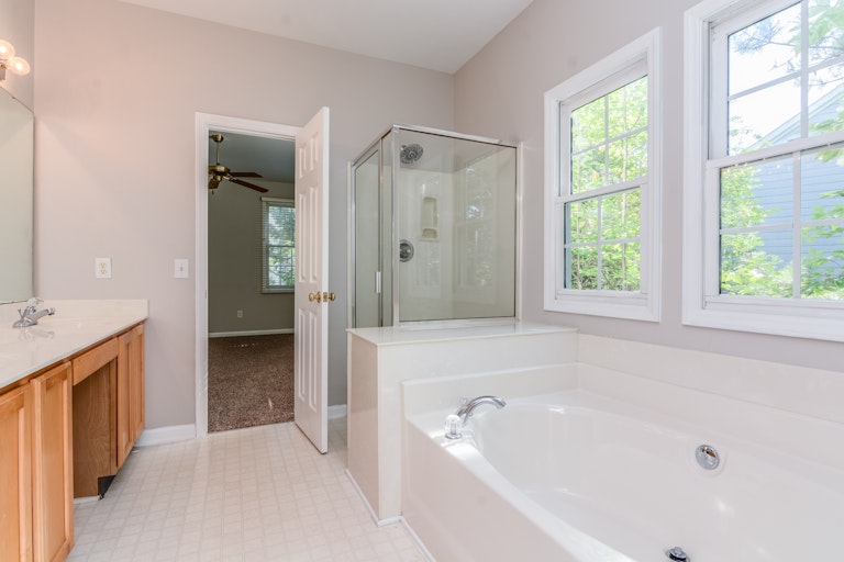 Photo 16 of 20 - 2305 Spruce Grove Ct, Raleigh, NC 27614