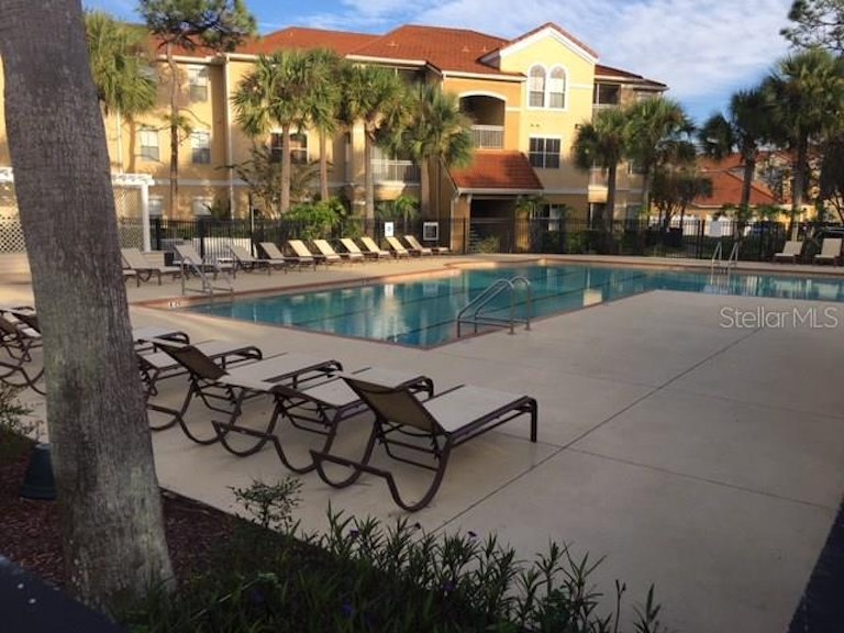 Photo 3 of 12 - 18001 Richmond Place Dr #1223, Tampa, FL 33647