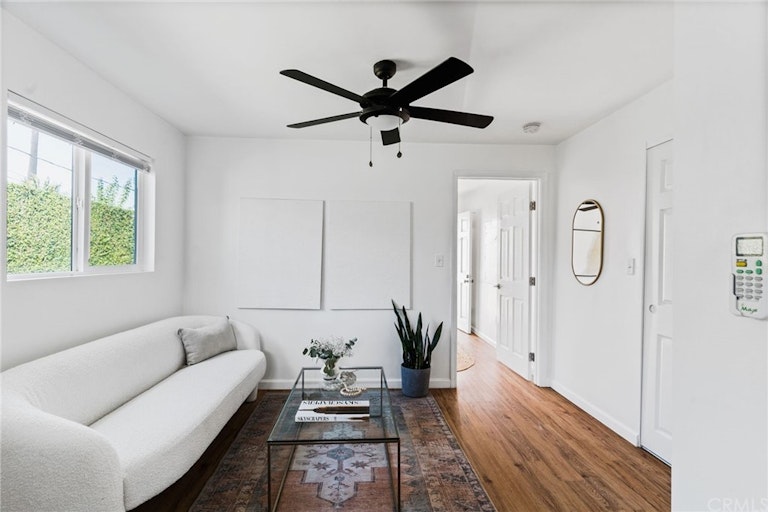 Photo 50 of 64 - 2841 S Palm Grove Ave, Los Angeles, CA 90016