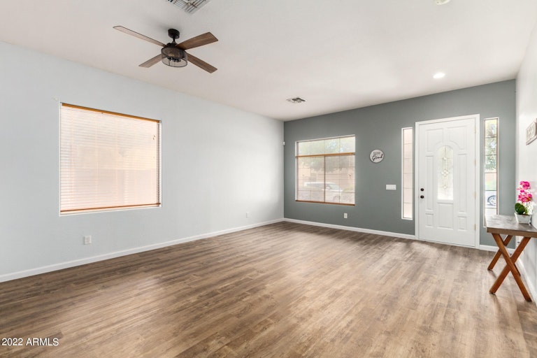 Photo 8 of 45 - 43292 W Oakland Ct, Maricopa, AZ 85138