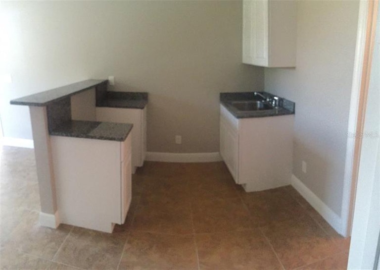 Photo 8 of 11 - 6682 5th Ave N, Saint Petersburg, FL 33710