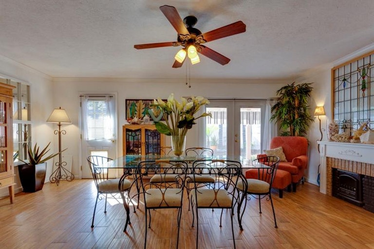 Photo 9 of 25 - 14010 80th Ave, Seminole, FL 33776