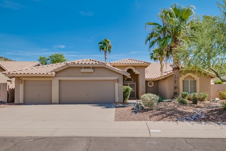 Photo 3 of 64 - 505 E Mountain Sky Ave, Phoenix, AZ 85048
