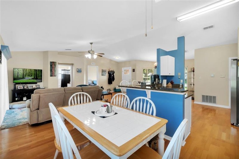 Photo 9 of 25 - 15732 Greater Trl, Clermont, FL 34711