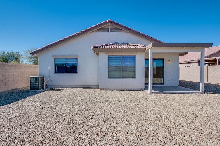 Photo 6 of 35 - 1971 S 171st Dr, Goodyear, AZ 85338