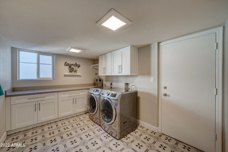 Photo 9 of 49 - 5201 E Aire Libre Ave, Scottsdale, AZ 85254