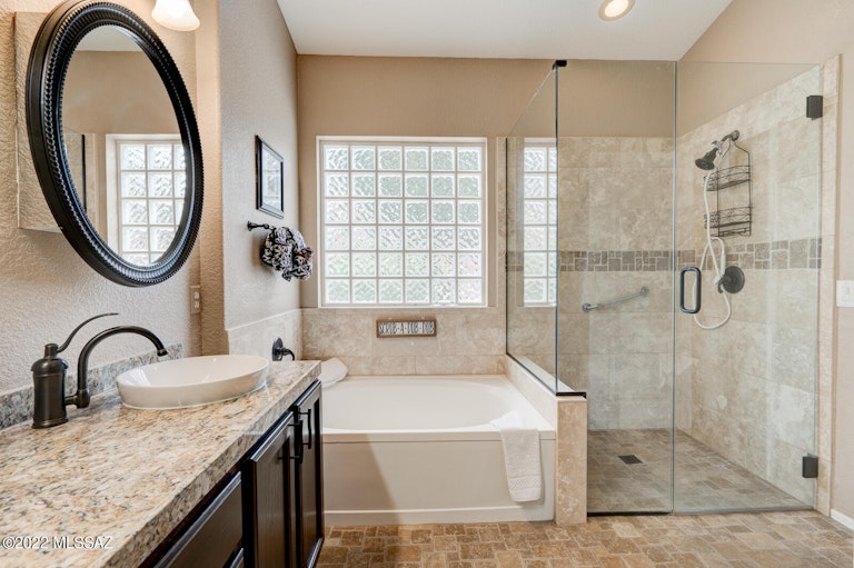 Photo 22 of 42 - 2264 W Noble Heights Dr, Tucson, AZ 85742