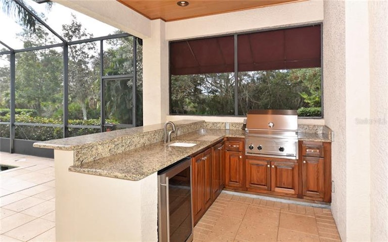 Photo 22 of 25 - 8840 Enclave Ct, Sarasota, FL 34238