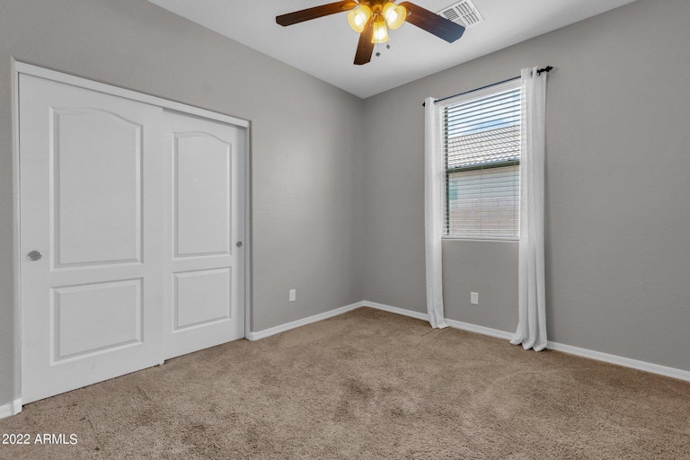Photo 27 of 36 - 35304 N Murray Grey Dr, San Tan Valley, AZ 85143
