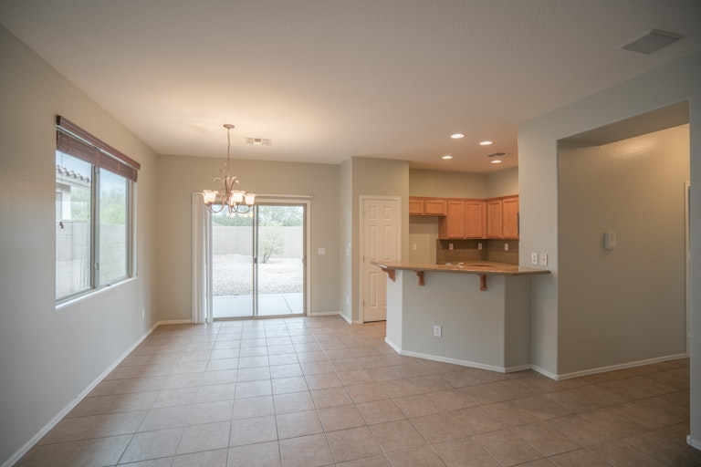Photo 3 of 29 - 1740 W Twain Dr, Anthem, AZ 85086