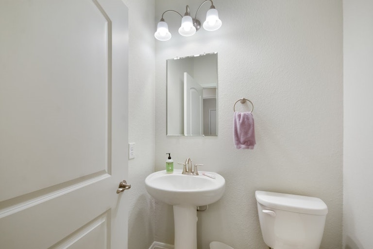 Photo 21 of 40 - 343 Cypress Springs Way, Georgetown, TX 78633