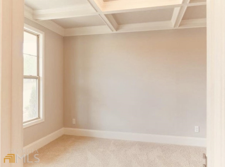 Photo 13 of 27 - 9927 Stretford Rd, Douglasville, GA 30135