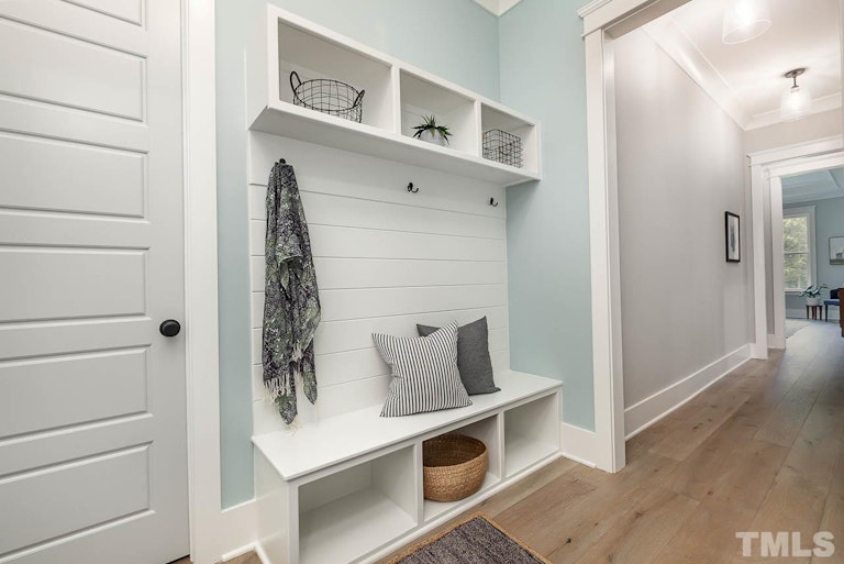 Photo 19 of 33 - 298 Bonterra Way, Chapel Hill, NC 27516