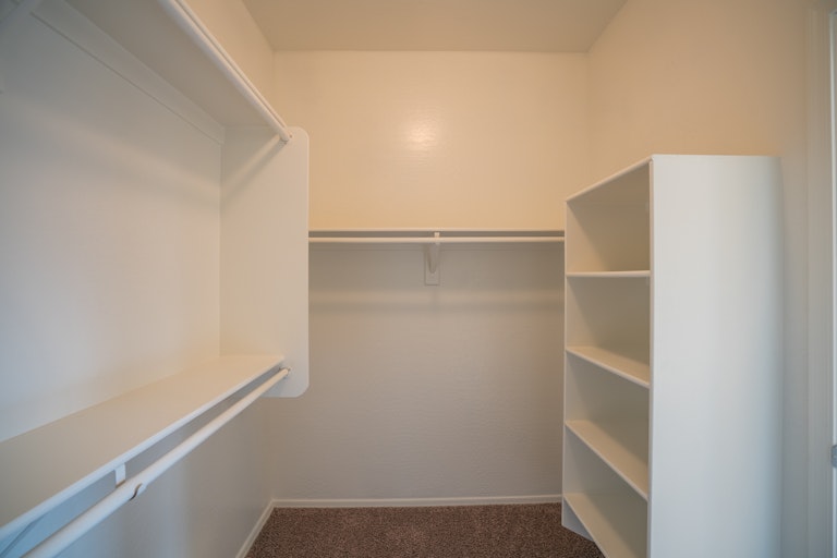 Photo 19 of 32 - 15637 W Yucatan Dr, Surprise, AZ 85379