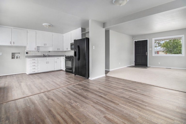 Photo 6 of 19 - 2121 E 89th Ave, Thornton, CO 80229
