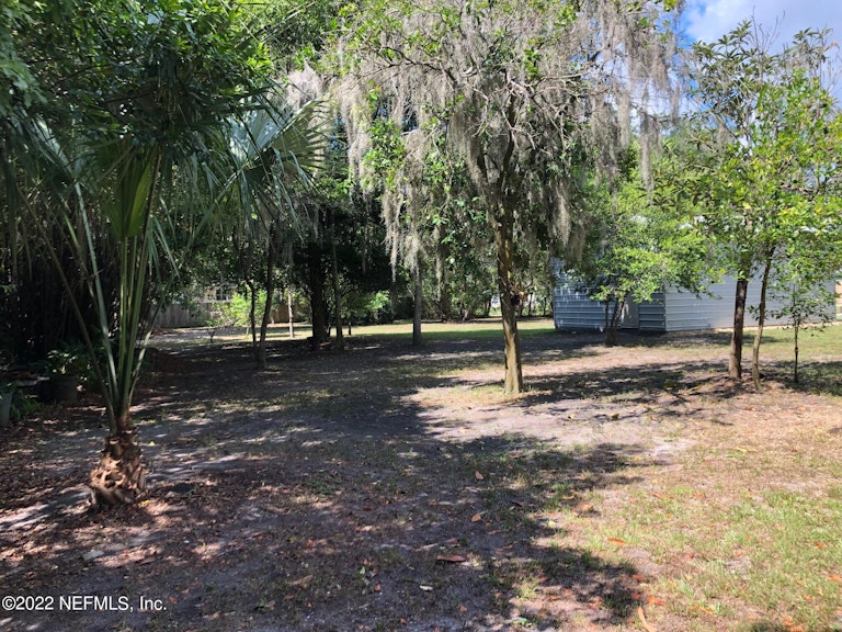 Photo 8 of 31 - 1704 Boulder St, Jacksonville, FL 32207