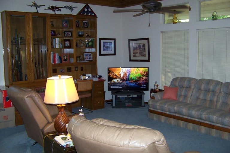 Photo 17 of 22 - 3207 Foxcreek Dr, Richardson, TX 75082