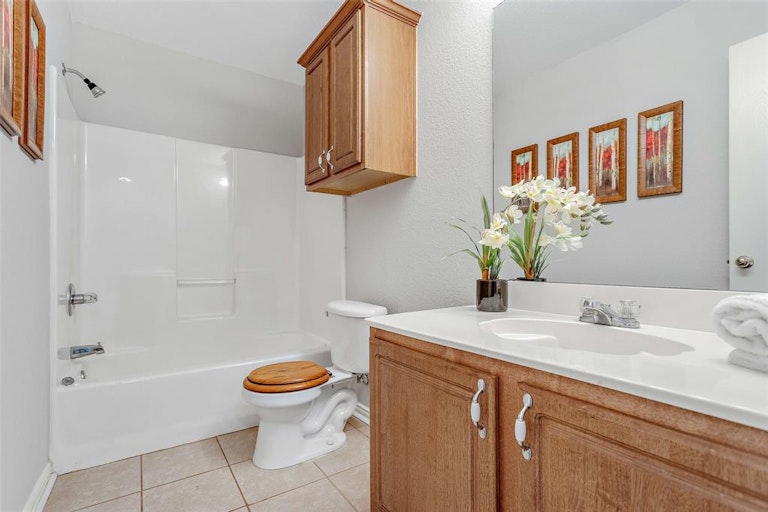 Photo 18 of 22 - 1603 Myrtle Dr, Little Elm, TX 75068