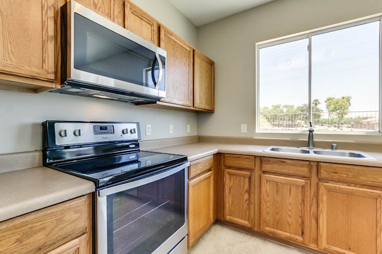 Photo 9 of 34 - 1333 S 121st Dr, Avondale, AZ 85323