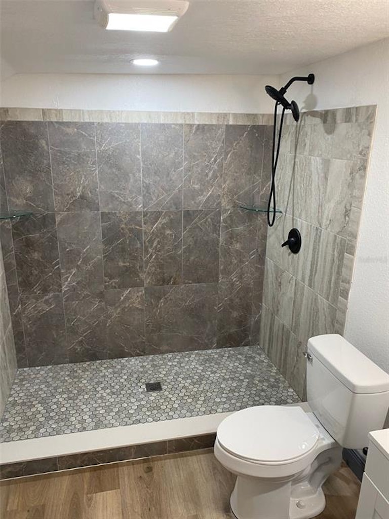 Photo 9 of 20 - 565 Pine St E, Mulberry, FL 33860
