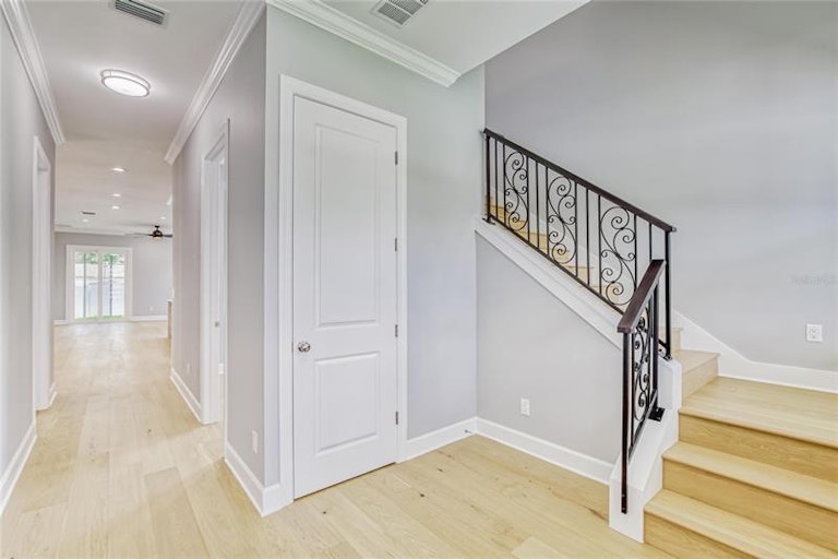 Photo 36 of 62 - 3108 W Cherokee Ave, Tampa, FL 33611