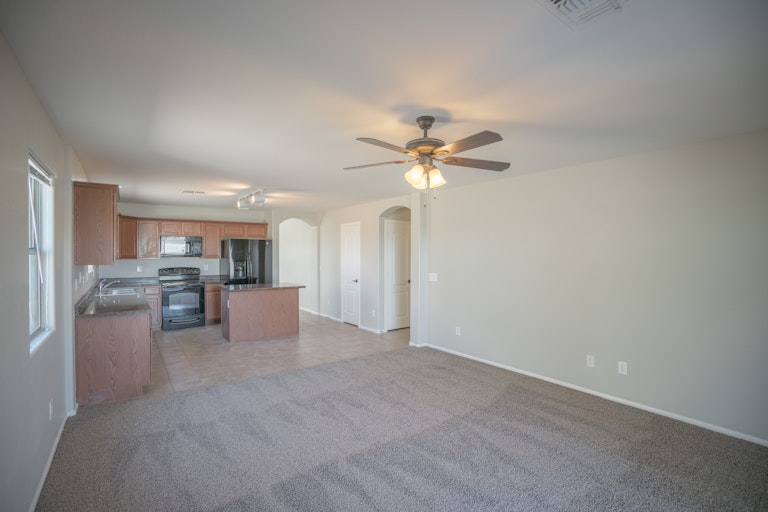 Photo 5 of 20 - 10308 W Gross Ave, Tolleson, AZ 85353