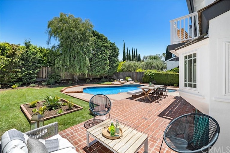 Photo 27 of 30 - 1978 Port Nelson Pl, Newport Beach, CA 92660