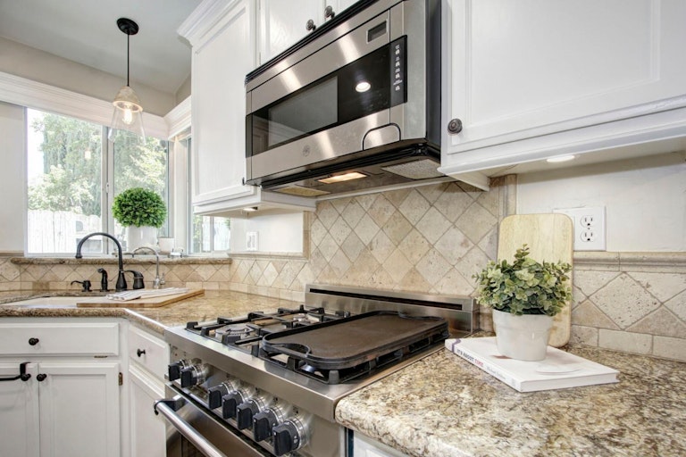 Photo 19 of 54 - 9305 Starfish Way, Elk Grove, CA 95758