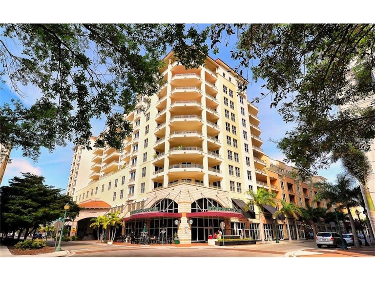Photo 1 of 25 - 100 Central Ave Unit K1017, Sarasota, FL 34236