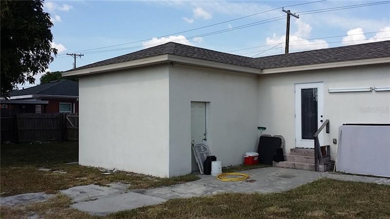 Photo 13 of 19 - 2608 W Columbus Dr, Tampa, FL 33607