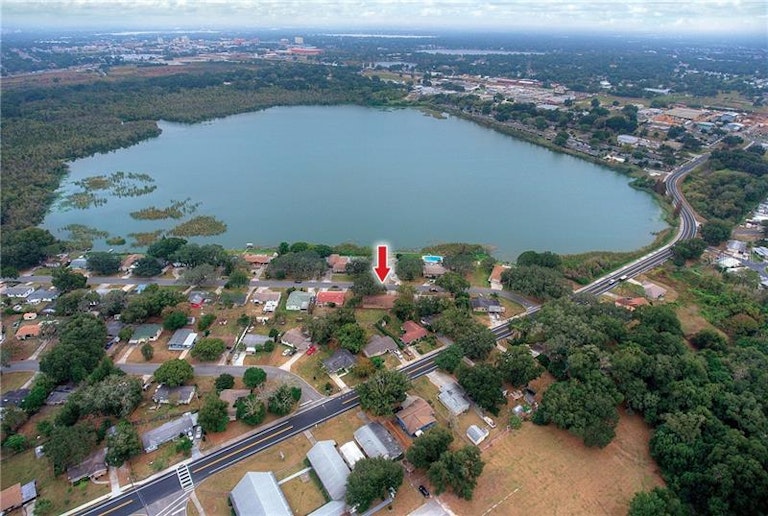 Photo 24 of 25 - 630 Candyce Ave, Lakeland, FL 33815