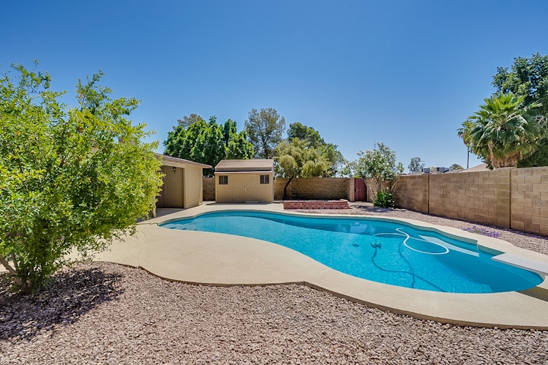Photo 5 of 13 - 925 W Westchester Ave, Tempe, AZ 85283