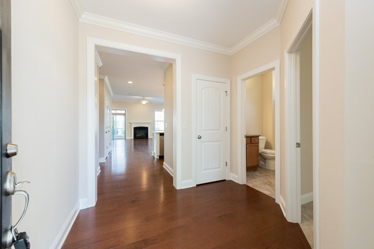 Photo 9 of 24 - 1012 Autumn Meadow Ln, Wake Forest, NC 27587