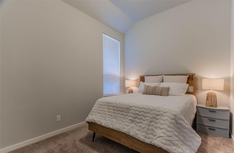 Photo 20 of 29 - 1824 Spring Valley Rd, Wylie, TX 75098