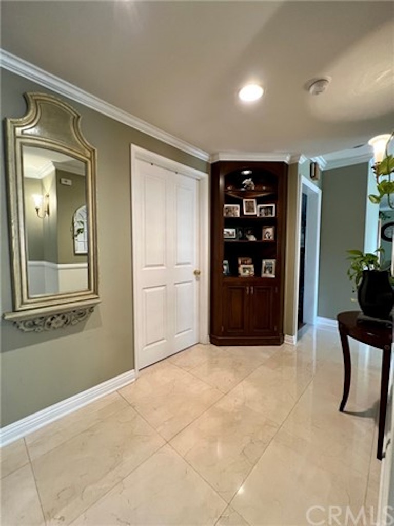 Photo 13 of 35 - 6726 La Presa Dr, San Gabriel, CA 91775