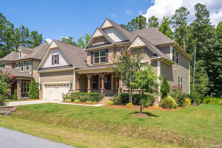 Photo 1 of 42 - 433 Belle Gate Pl, Cary, NC 27519