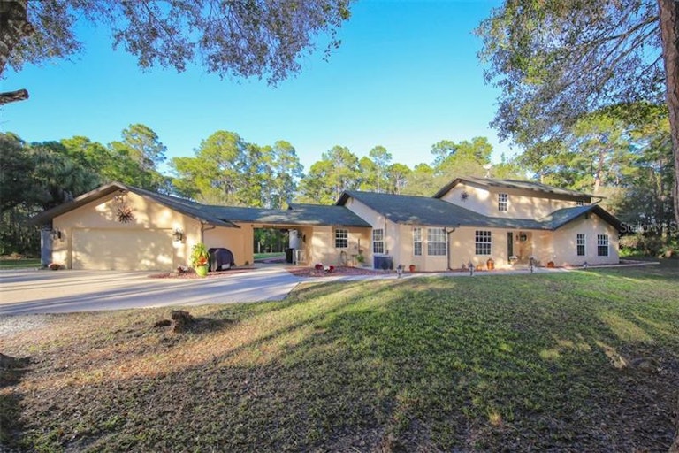 Photo 1 of 25 - 6392 Van Camp St, North Port, FL 34291